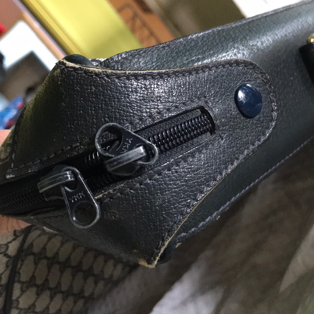 Vintage original Gucci Blue Monogram Garment Bag. - Picture 4 of 8